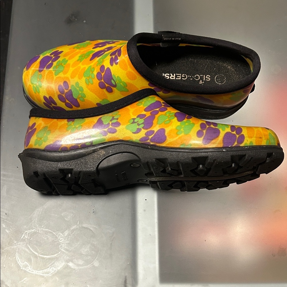 Sloggers Vibrant Yellow Clogs with Purple and Green Paw Prints - Picture 3 of 10